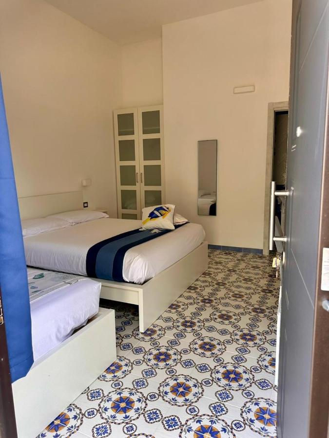 Chambre Triple avec Salle de Bains Privative