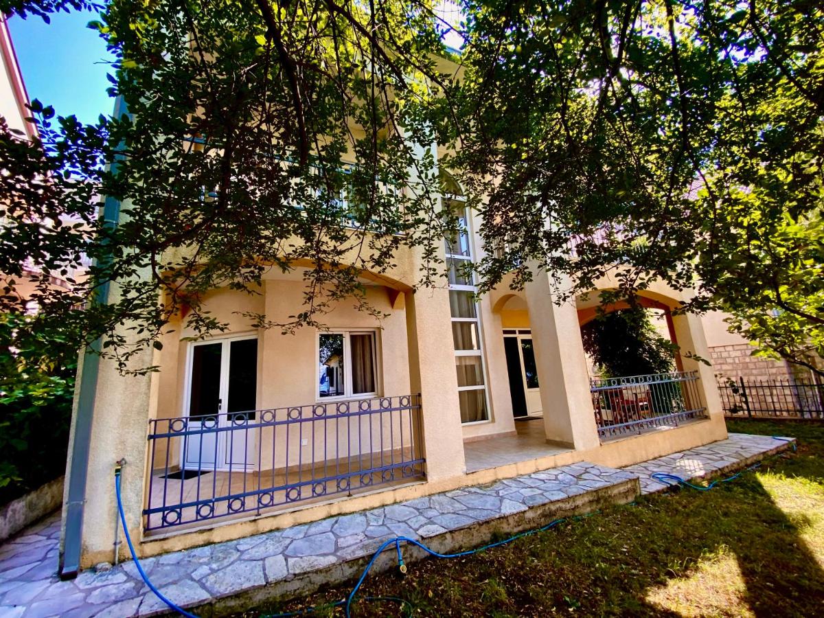 Villa Svetlana - B&B