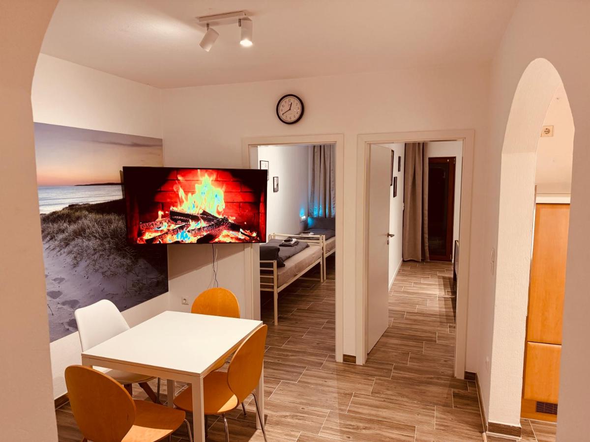 FELIX LIVING 10, modern & cozy, 3 Zimmer, Terrasse, Parkplatz - B&B