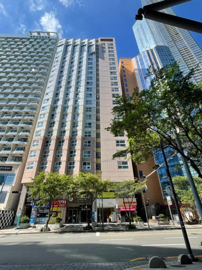 2 minutes to Haeundae Beach - Netflix - B&B Busan