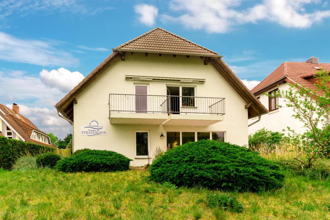 Double Room with Balcony and Lake View