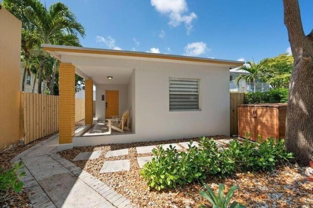 Coastal Cabana By Pmi - B&B