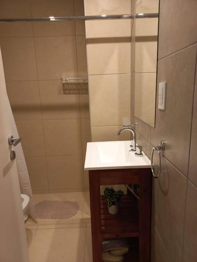 Dptos Casey - Bed and Breakfast Coronel Suárez