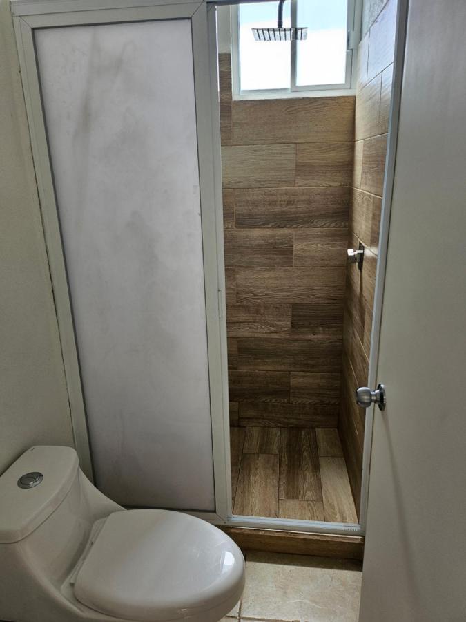Residencial Tamayo - Bed and Breakfast