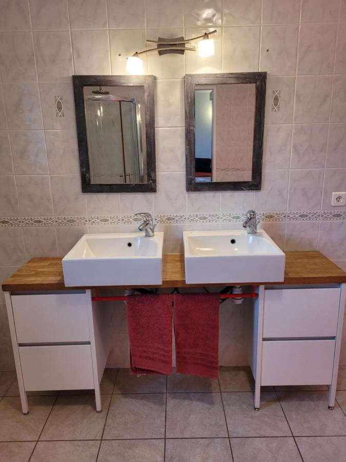 Camera Matrimoniale con Bagno Privato