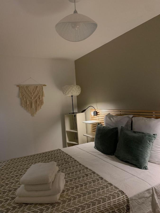 Maison cosy et jardin verdoyant - Bed and Breakfast