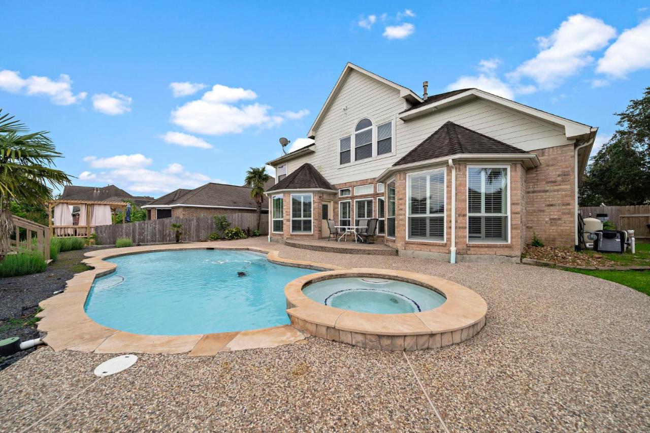 Houston Lake Retreat Pool Lake Front Spa - Ferienwohnung Atascocita