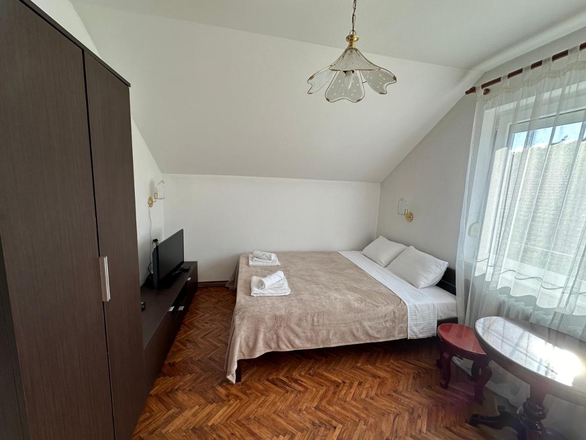 Deluxe Double Room with Extra Bed