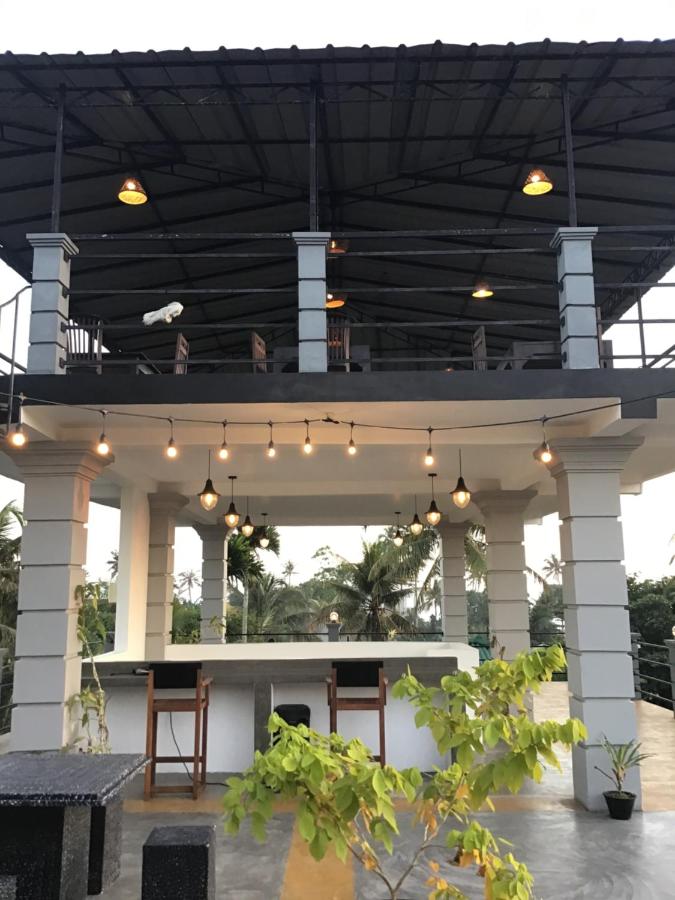 Dew Drop Villa - B&B
