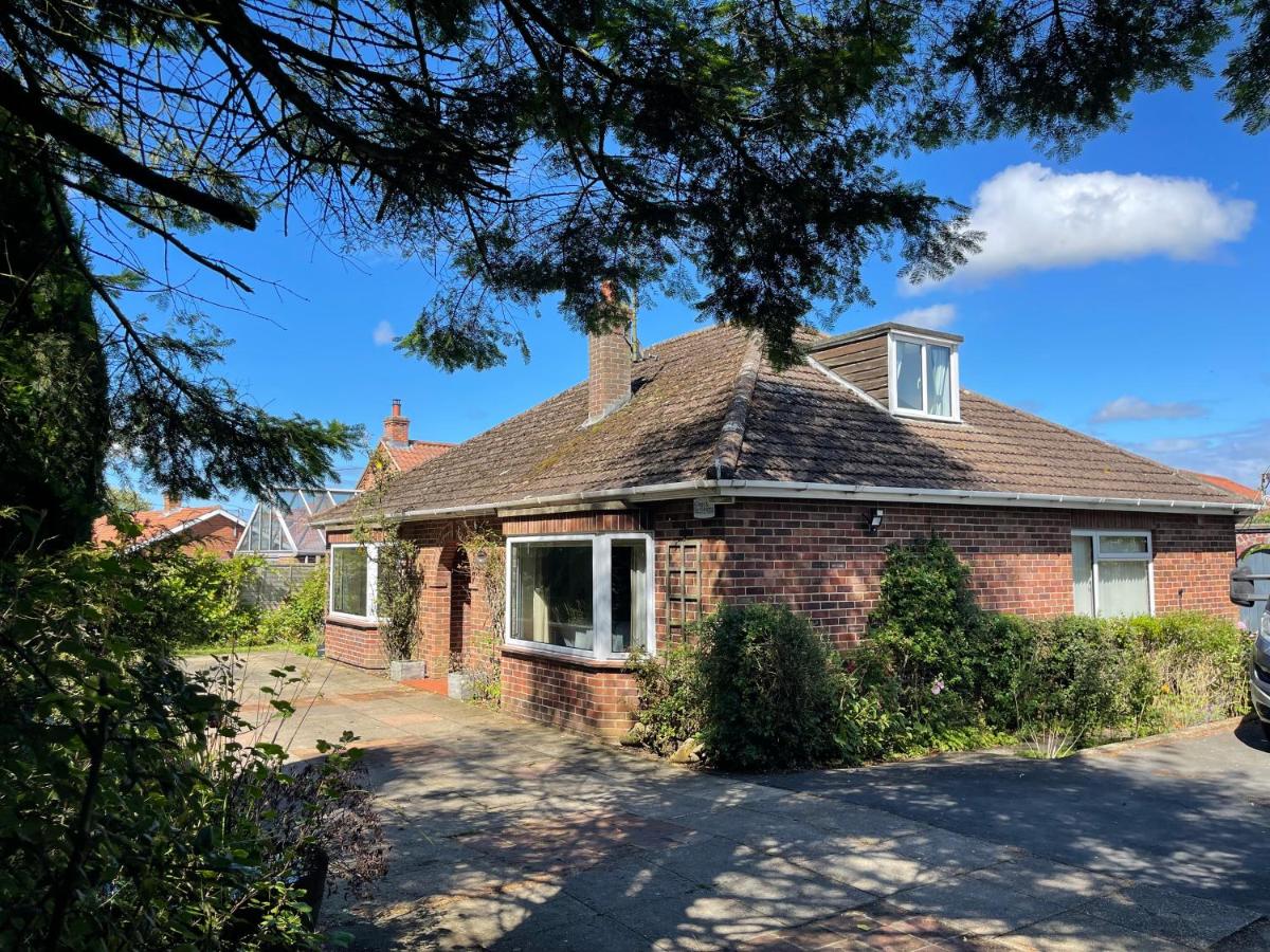 Tomlin Cottage - Detached house in Holt - B&B