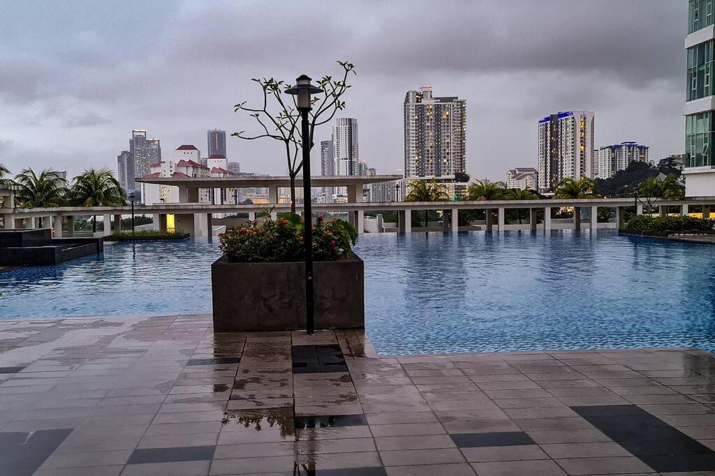 Cosy 5STAR Super Resort Suite Mid Valley KL Sunway with Shopping Mall - B&B