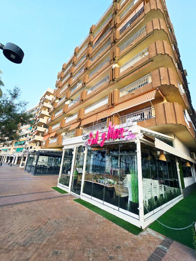 AA Guest - Sky Center BeachFront Sea Views Eco Apartment - B&B