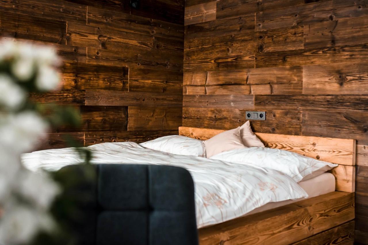 Apartmány ZeMě - B&B Nové Město pod Smrkem