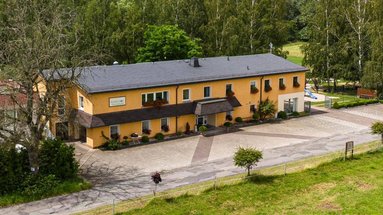 Ferienhof Falkenau - B&B