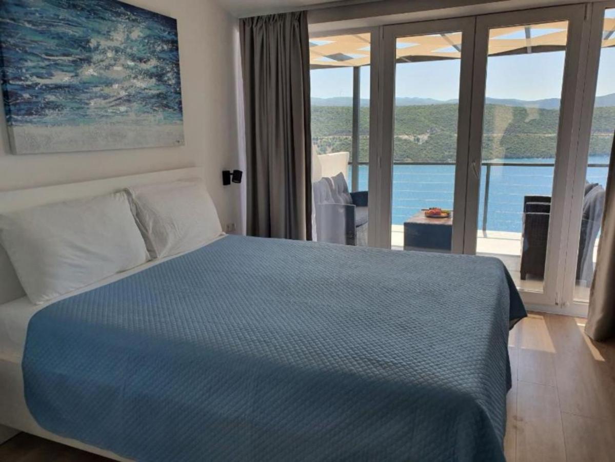 Apartamento Estudio con terraza y vistas al mar