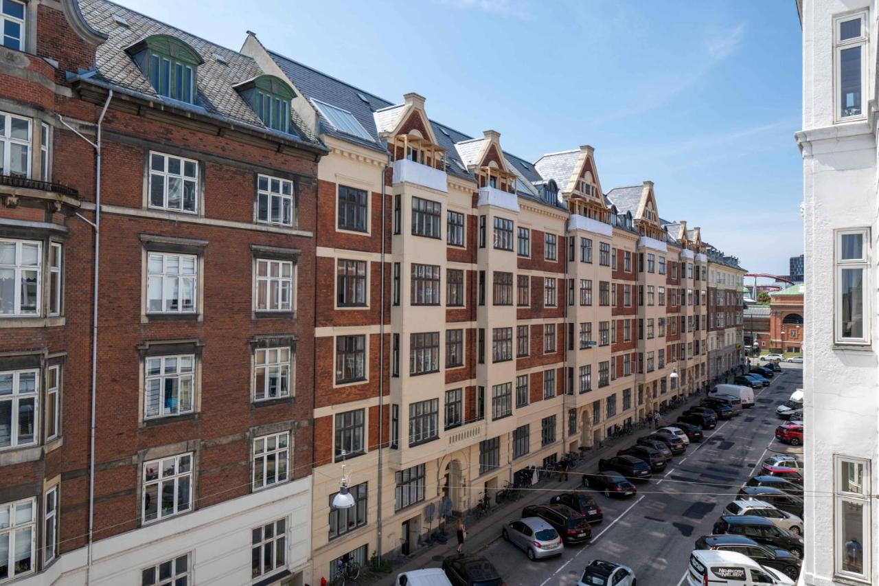 Large Apartment in Central Copenhagen by Tivoli Gardens - B&B Copenaghen