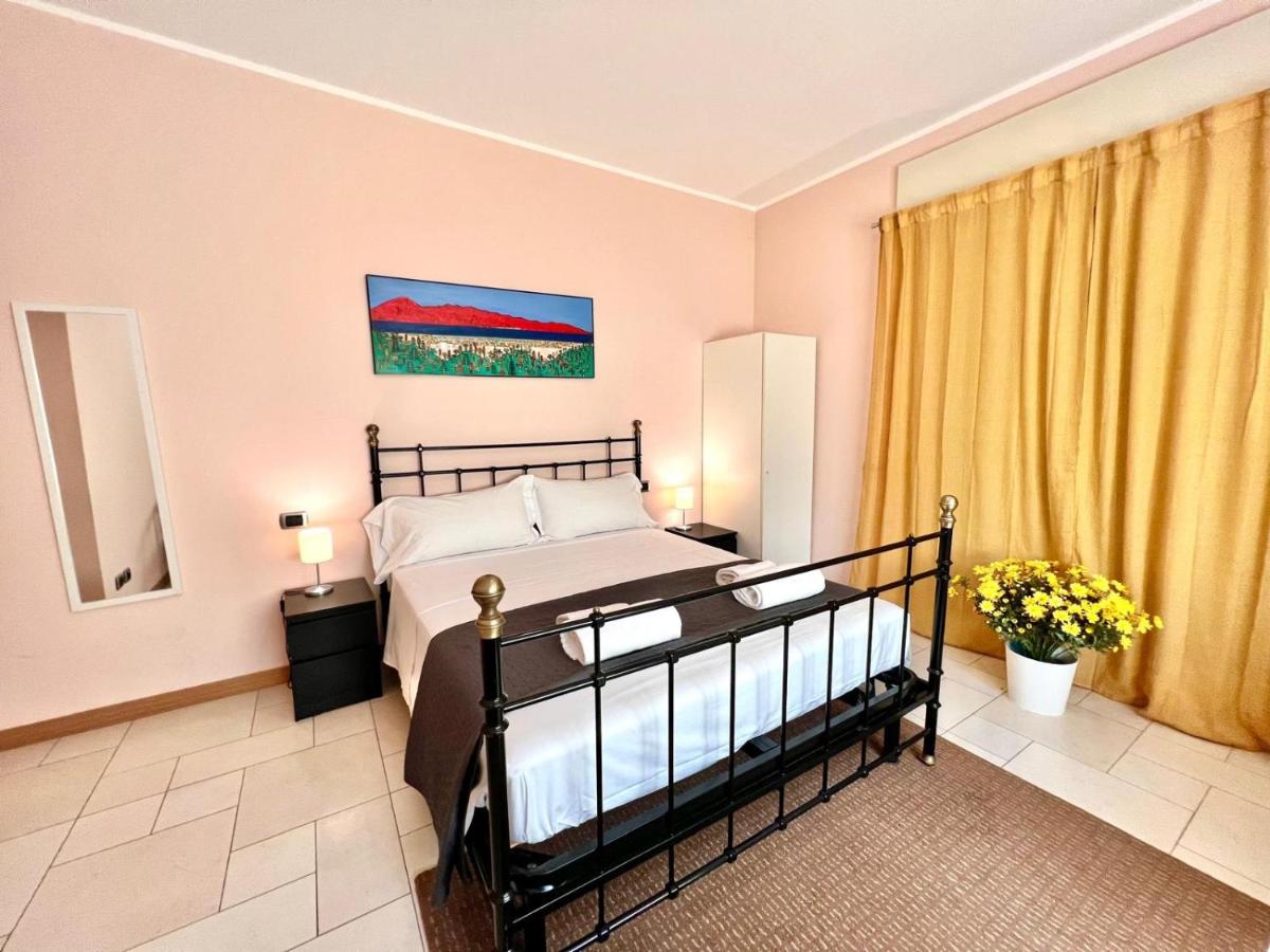 Dreibettzimmer mit Gemeinschaftsbad