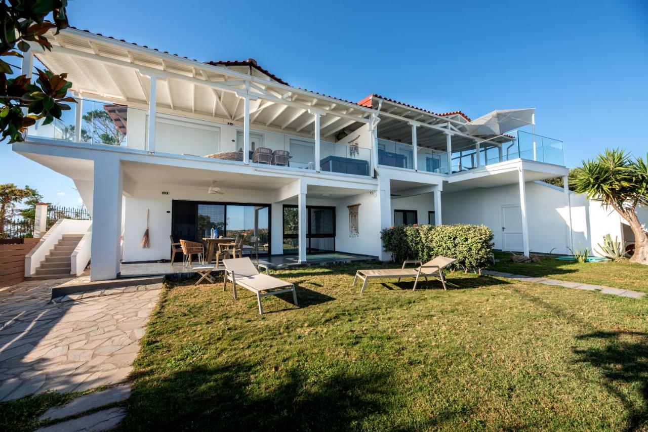 Thea Suites Potidea - B&B
