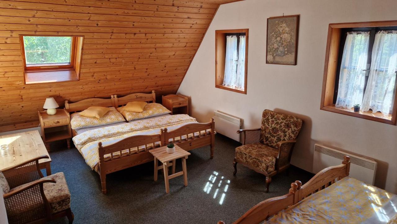 Habitación Cuádruple con baño privado