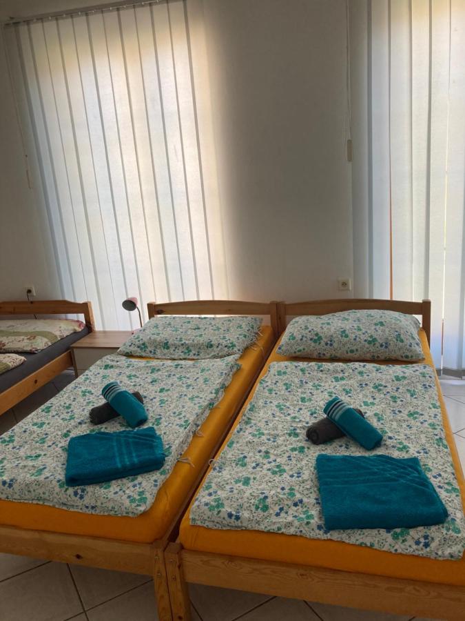 Dreibettzimmer