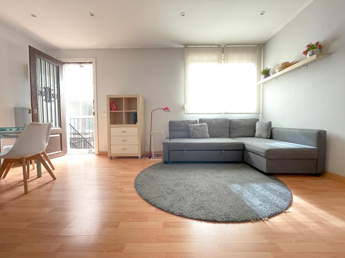Creu Fira Hostafrancs - Bed and Breakfast Barcelona