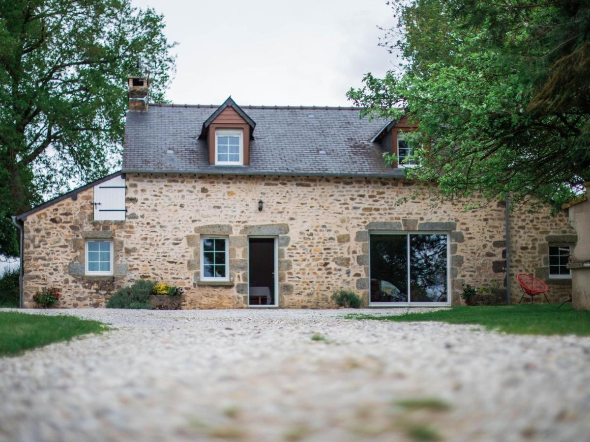Gîte de charme rénové avec cheminée, terrasse et proche randonnées - Capacité 13 pers. - FR-1-410-179 - B&B