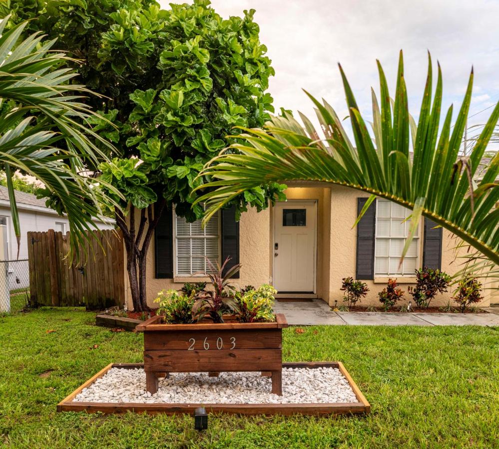 Upscale Ybor House with Outdoor Living Space - Ferienwohnung Tampa
