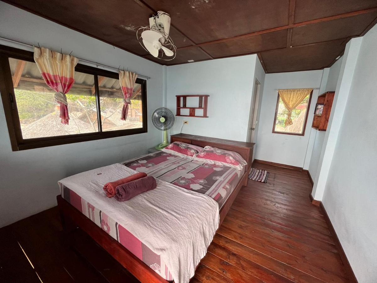 Bungalow with Sea View