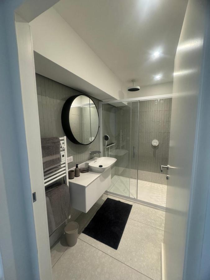 T4 standing a Cargese - B&B