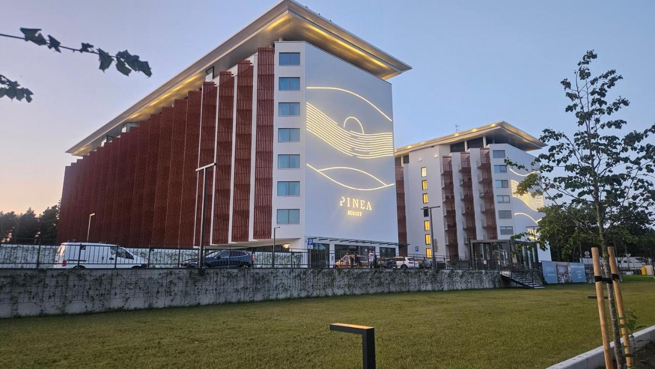 Luxar Apartments Spark by Hilton- with sea view - B&B