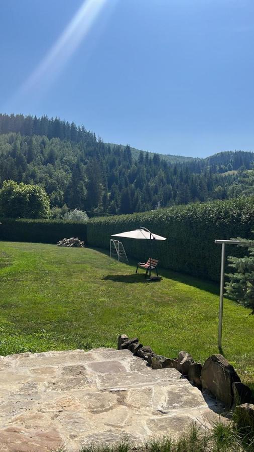 Doppelzimmer mit Gartenblick