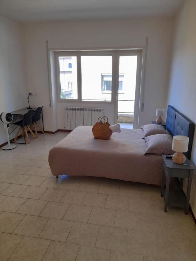 Tweepersoonskamer met Gedeelde Badkamer