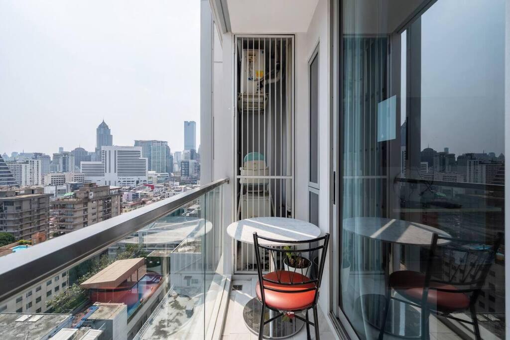 2 BR Suite at BTS NANA Sukhumvit 11 High floor - Chambres d’hôtes