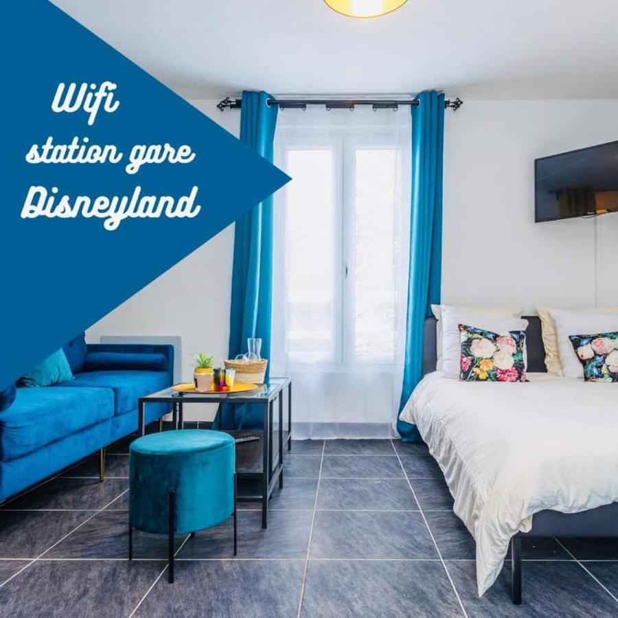 Charmant studio proche Disneyland face à la gare - Bed and Breakfast
