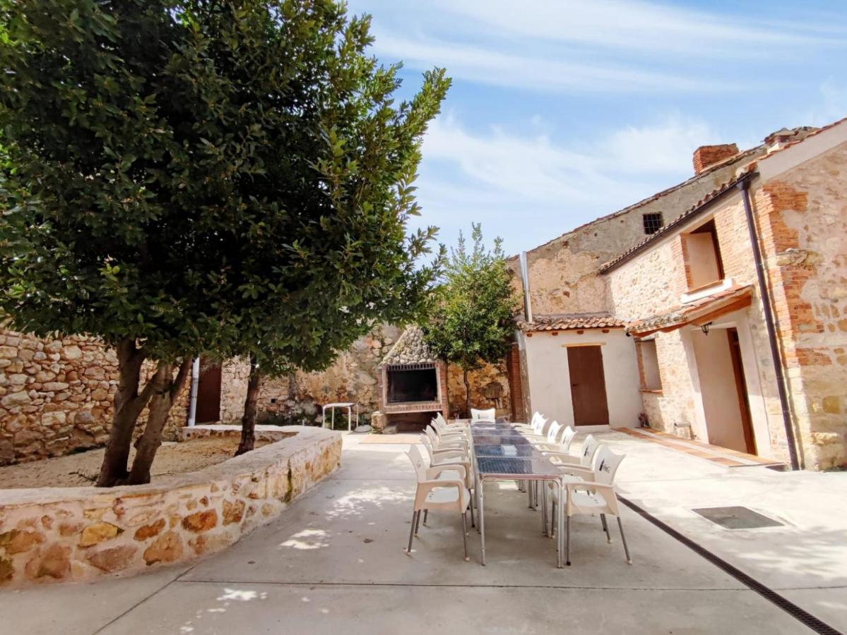 Alojamiento Turístico Casa Los Laureles - B&B Segovia