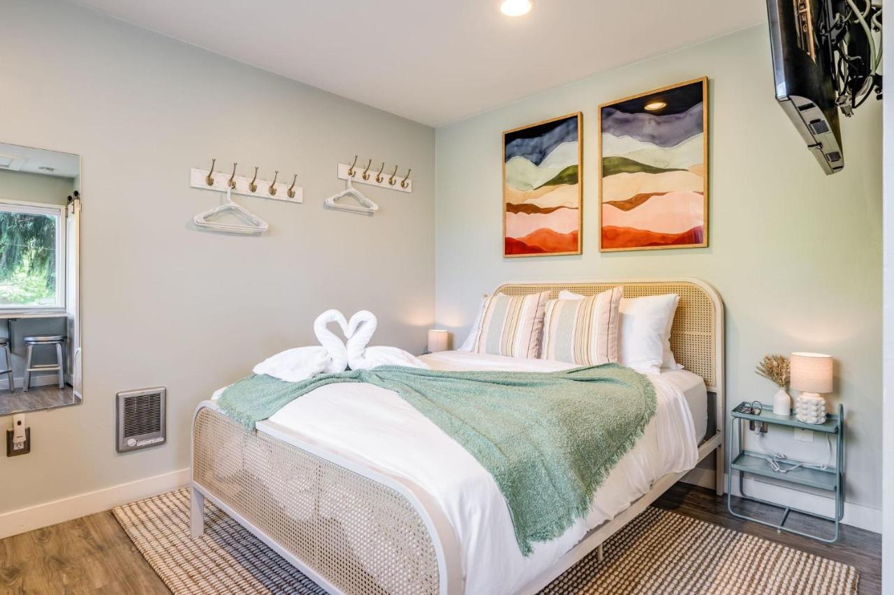 Perch - Ballard Cozy