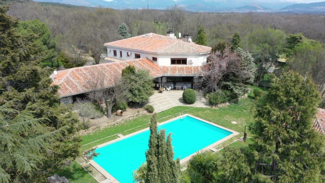 Villa Escorial Park 30p - B&B