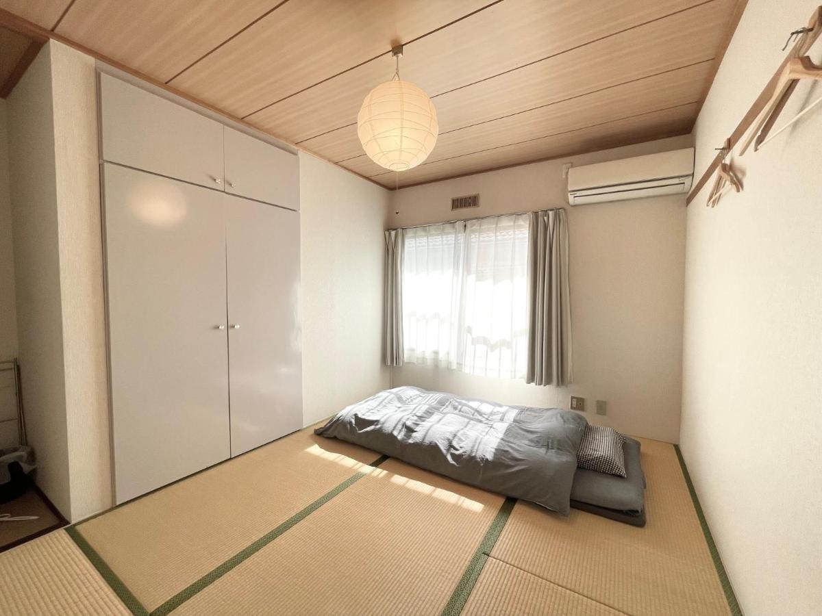 Triple Room with Shared Bathroom