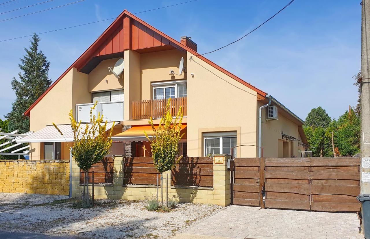 Nr 11 Holiday Home Anita - B&B Vonyarcvashegy