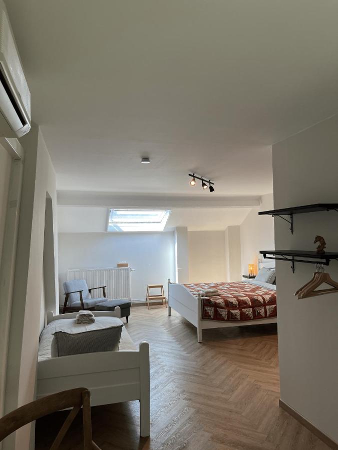 Dreibettzimmer mit eigenem Bad
