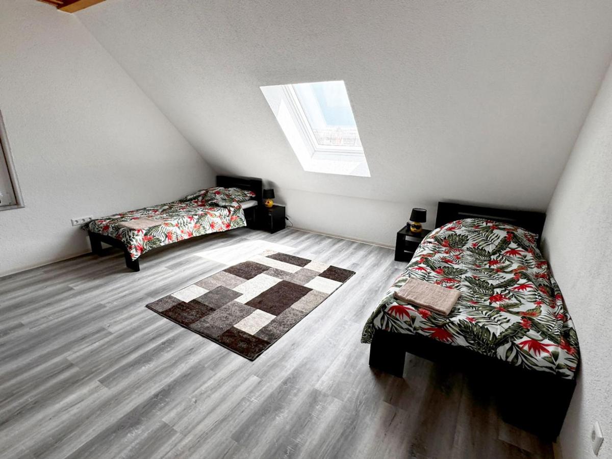 Appartamento con 2 Camere da Letto