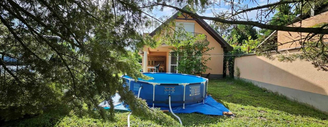 Vadrózsa Apartman Tisza-Tó Poroszló - Ferienwohnung Poroszló