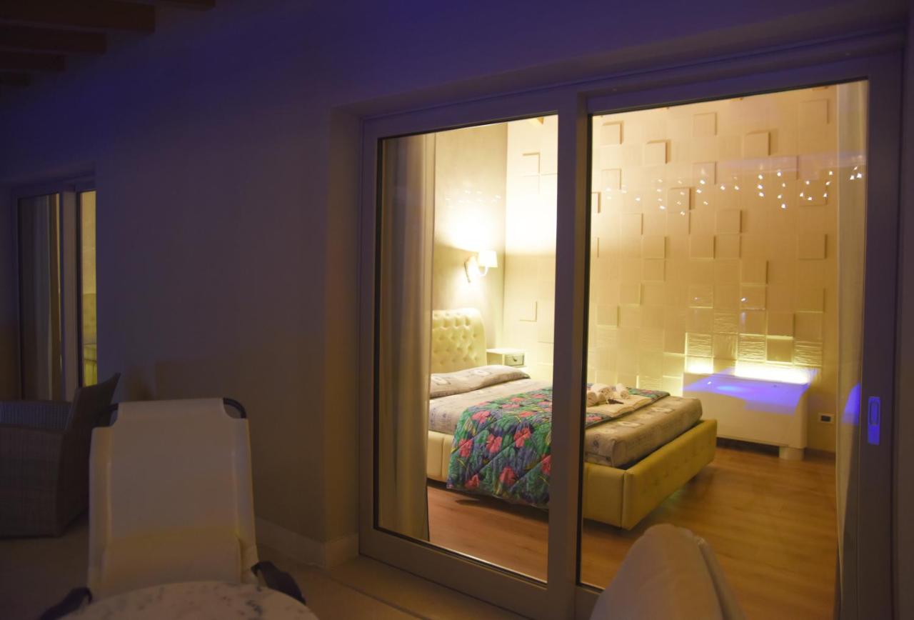 Double Room with Lake View