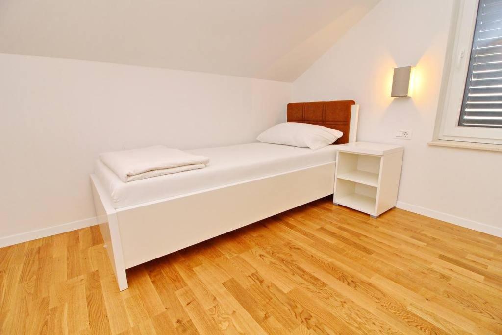 Three Bedroom Apartment with Terrace