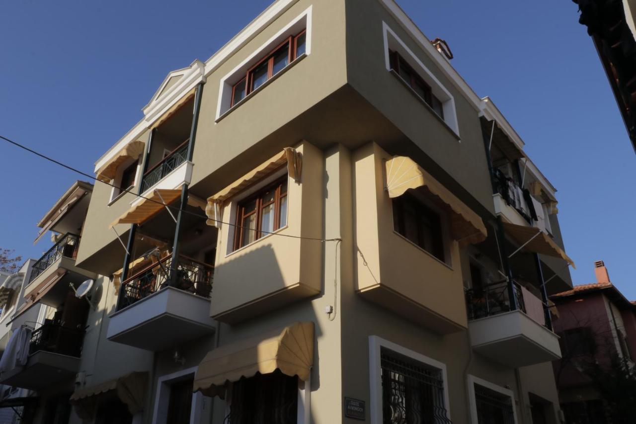 Prism Studios free private parking - B&B