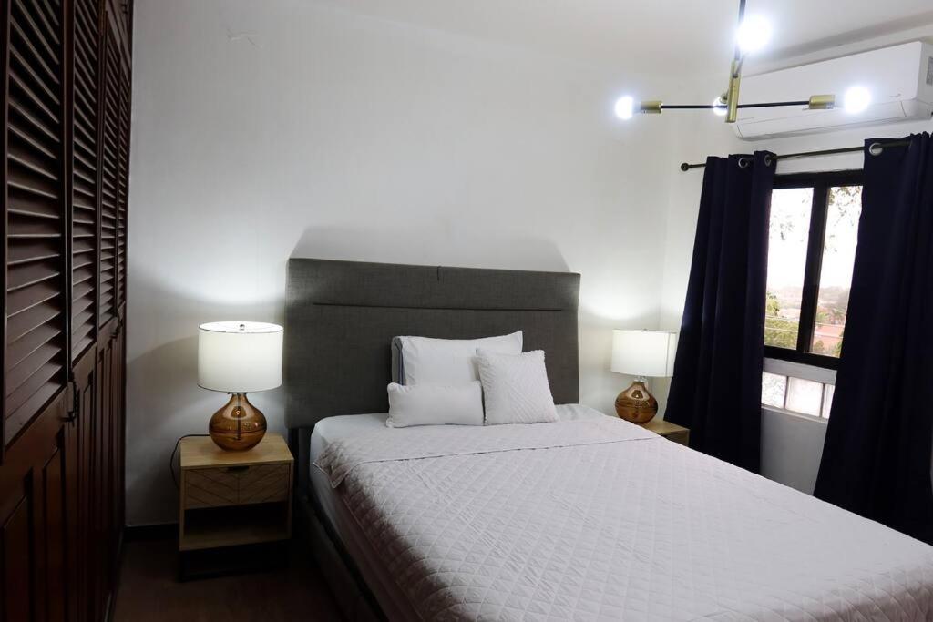 Prime Location Stylish Apartment - B&B San Pedro Sula