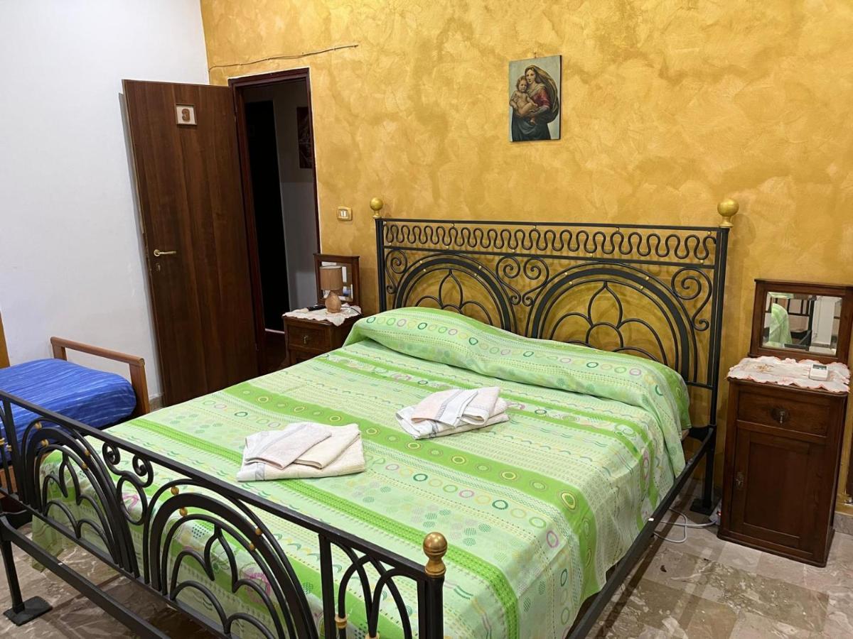Classic Triple Room