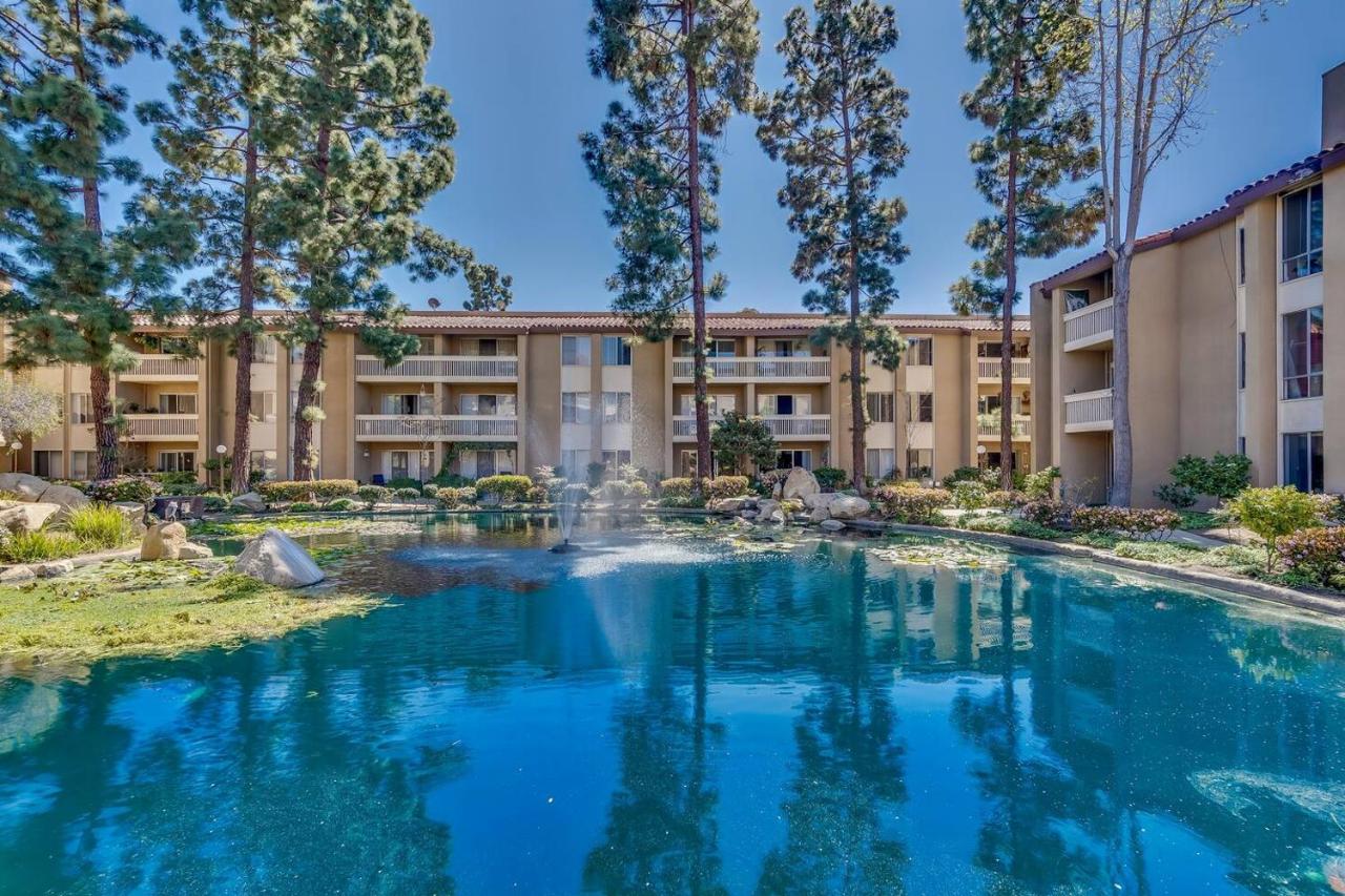 Pacific Beach Resort Condo - Walk to the Beach - B&B