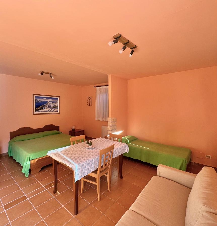 Basic Triple Room