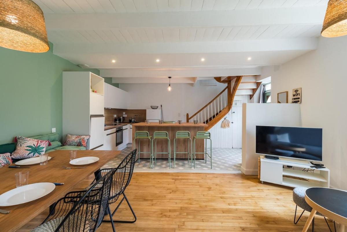 Charmante Maison sur le port Loguivy de la Mer - B&B